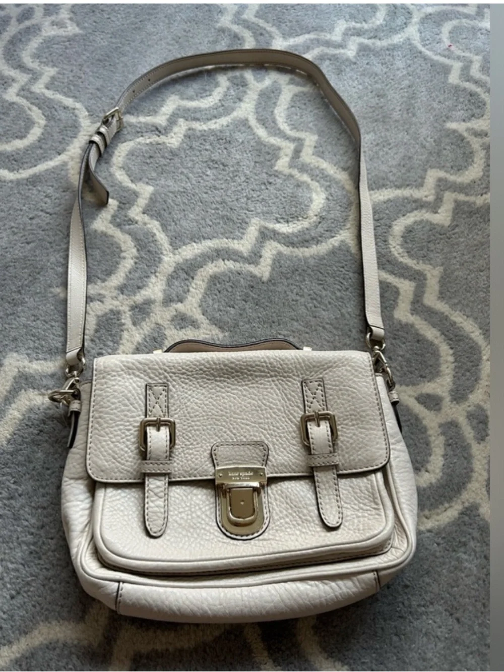 Kate Spade Lola Ave Lia Pebbled Leather Crossbody Messenger Purse Chalk White